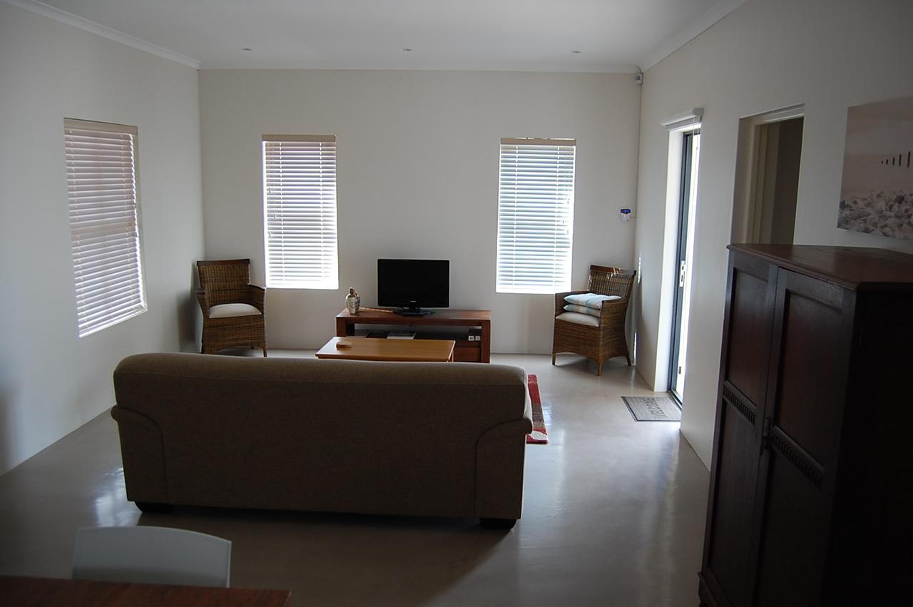 Longacre Olive & Vineyard Estate Pension Langebaan Buitenkant foto